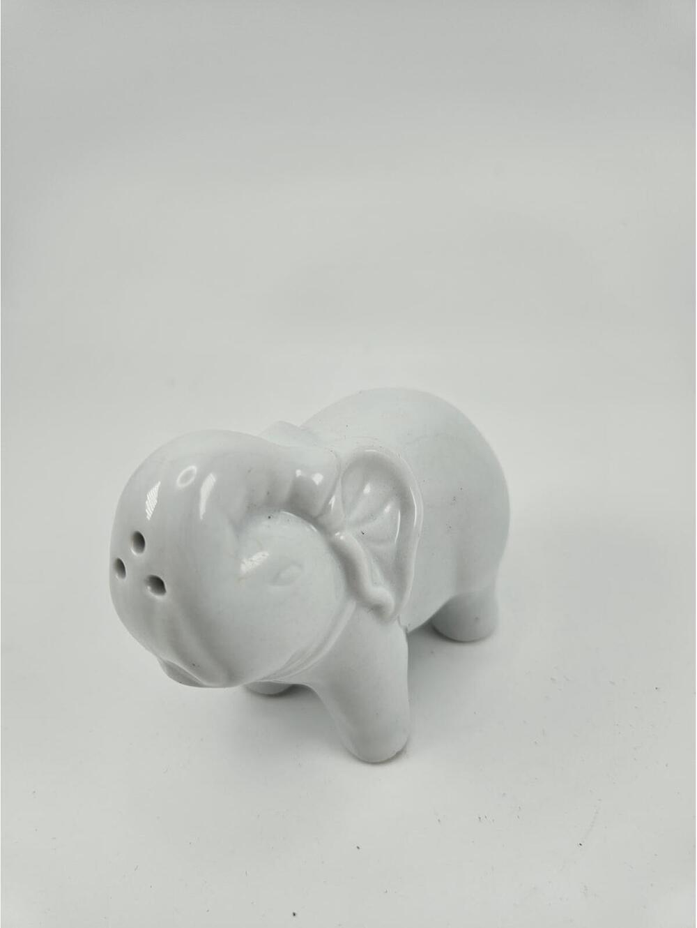 Retro White Ceramic Elephant Salt Shaker Kitchen Decor Accent Single Piece